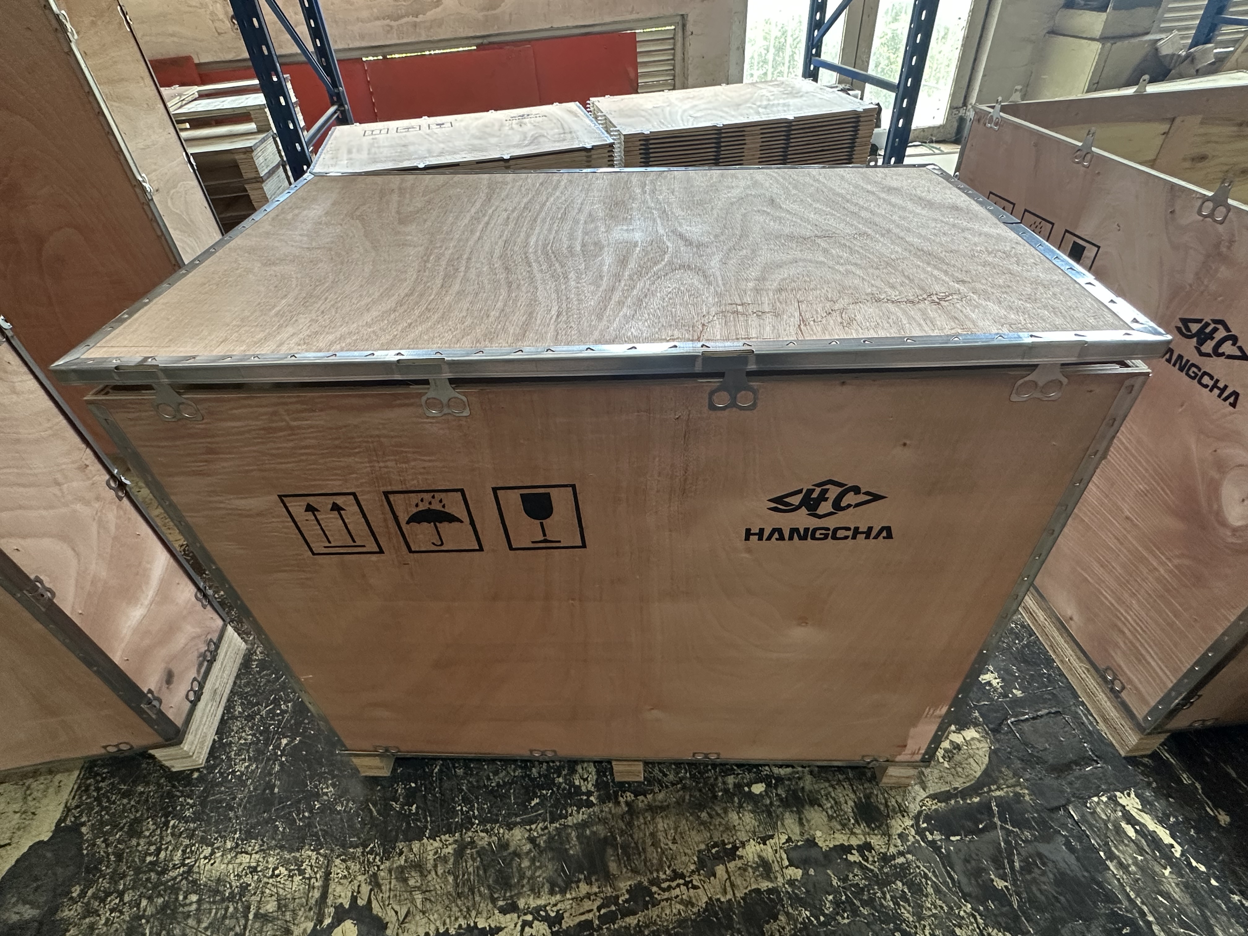 S箱  尺寸110x65×95  重量30kg