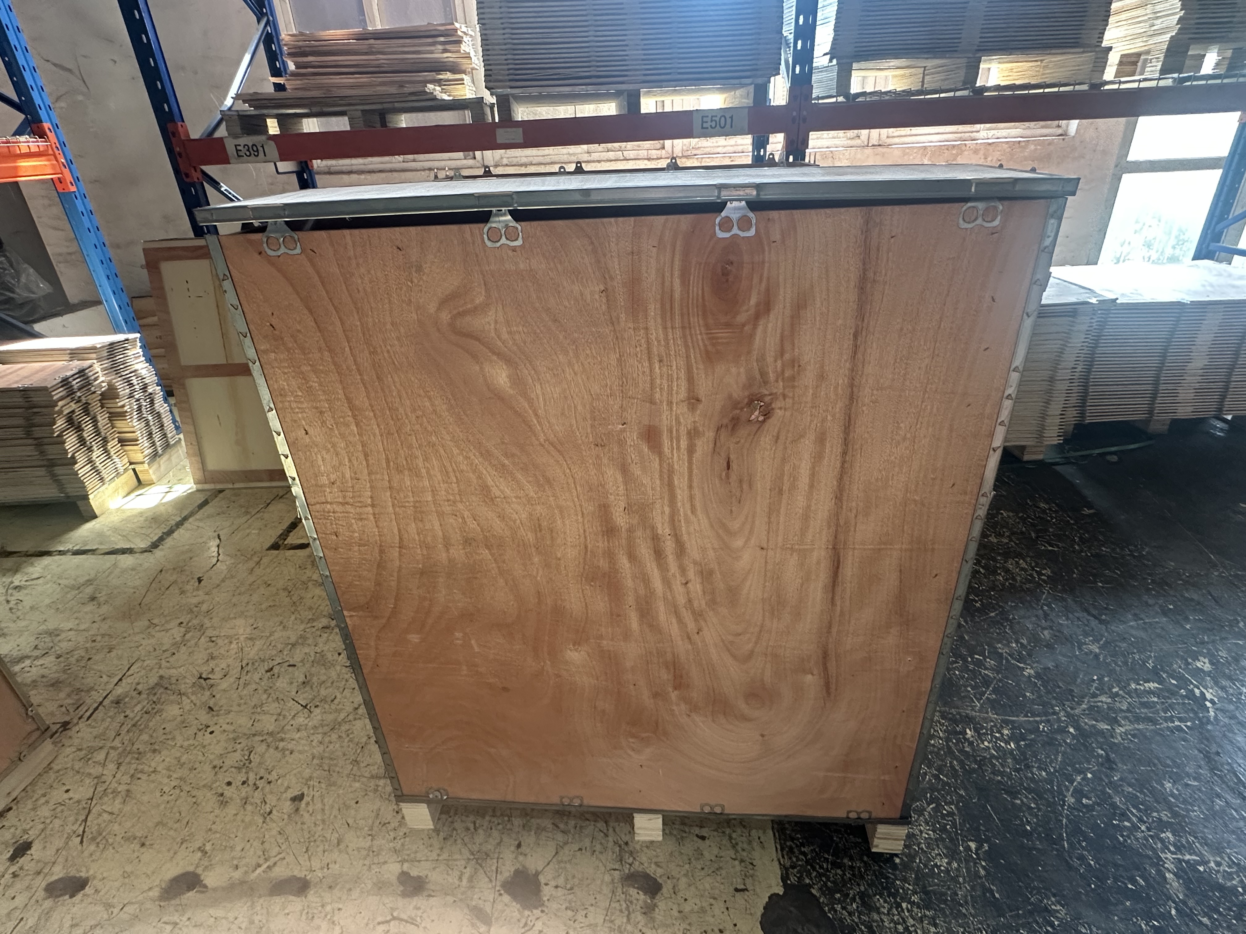 P箱  尺寸110x30×130  重量18kg