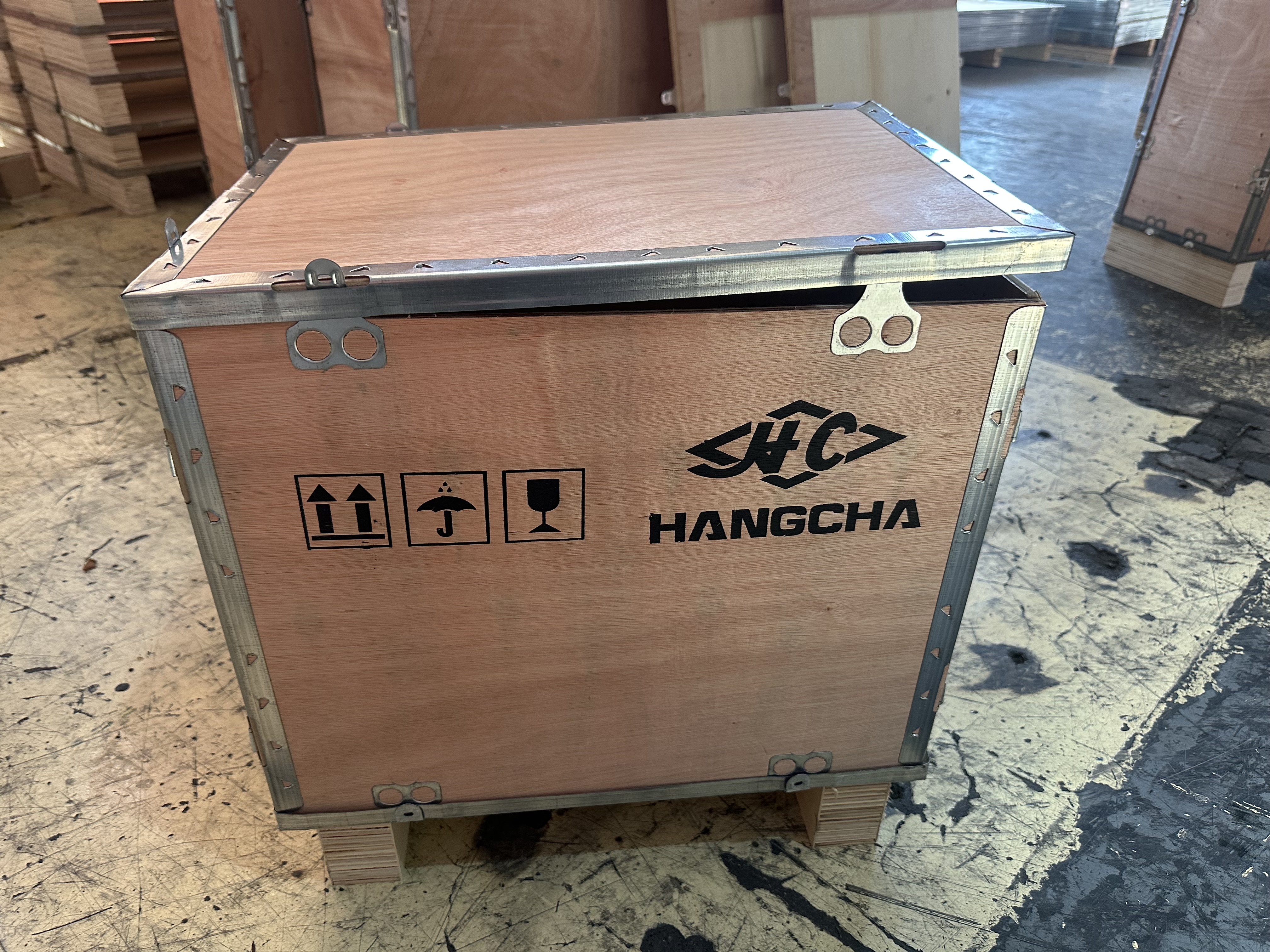 U箱  尺寸50x30x50  重量7kg